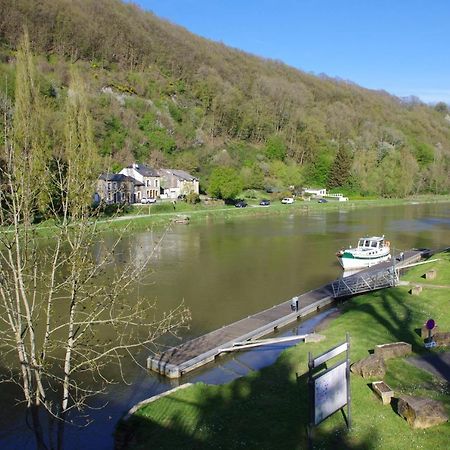 Le Doux Rivage, proche de Charleville, jardin et accès à la voie verte Joigny-sur-Meuse Exterior foto